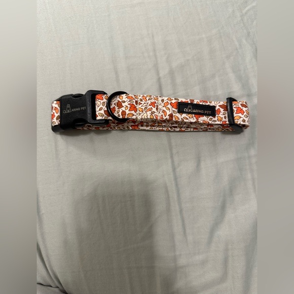 Caring Pet Autumn Leaf Dog Collar - Picture 3 of 4
